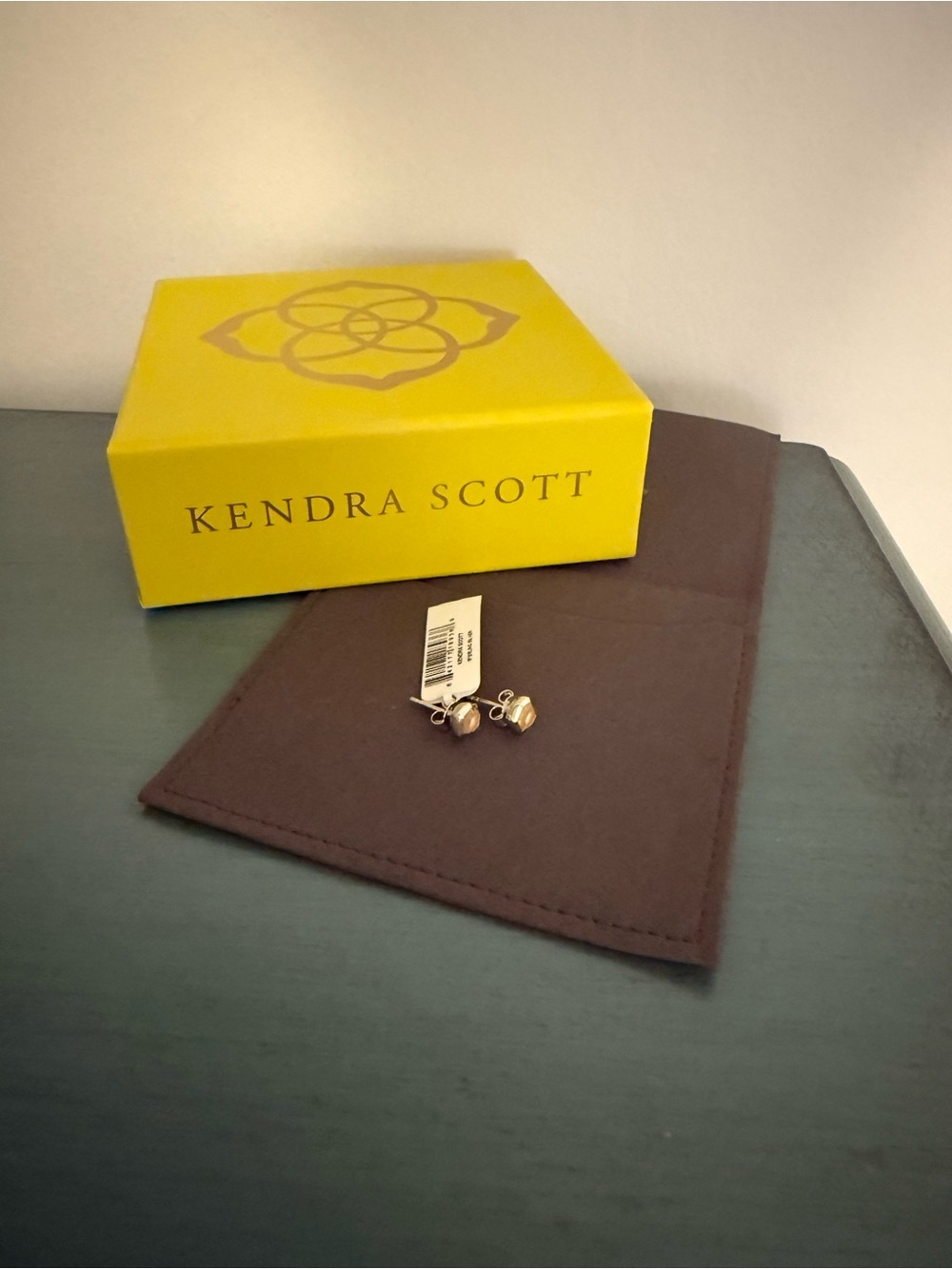 Kendra Scott Sterling Silver Davie Stud Earrings in Cetrine